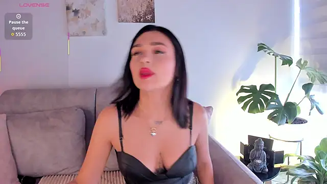 Estrer collins online show from 09-29-25, 07:52