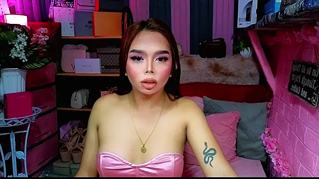 MoniqueCeleste online show from 11-15-25, 02:54