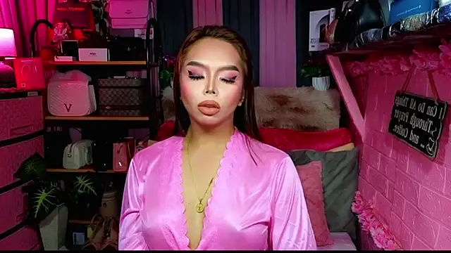 Snapshot of MoniqueCeleste chatting on 10-29-25, 12:53 MoniqueCeleste online show from 10-29-25, 12:53