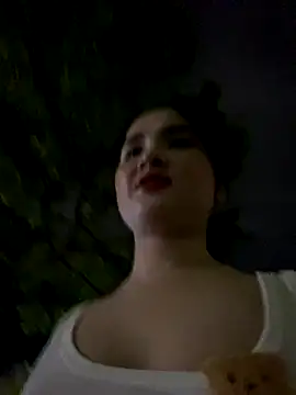 Snapshot of Okleotina chatting on 09-18-25, 02:31 Okleotina online show from 09-18-25, 02:31