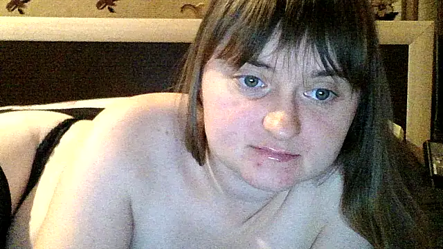 LuckyLust11 online show from 09-29-25, 03:50