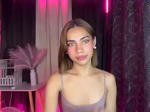 Lovelynikki03 online show from 10-14-25, 06:30