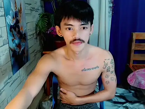 Snapshot of urhunky_boy chatting on 07-18-26, 11:46 urhunky boy online show from 07-18-26, 11:46