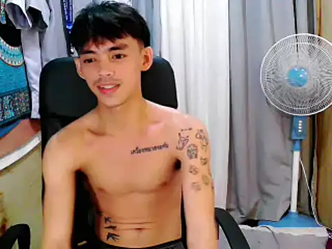 urhunky boy online show from 09-22-25, 01:17