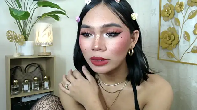 miyaa Moore online show from 09-25-25, 08:37