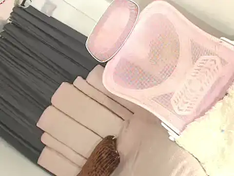 sexygoddess2999 online show from 02-08-26, 05:43