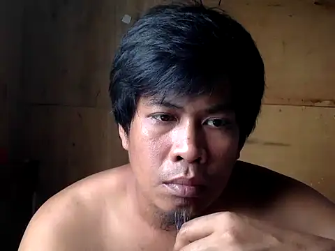 SteveFoxxe online show from 11-21-25, 01:04