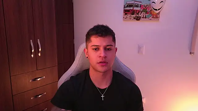 domsantiago  online show from 10-18-25, 01:51