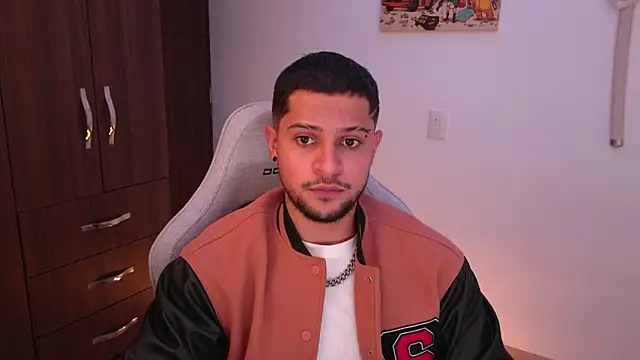 domsantiago  online show from 02-14-26, 03:29