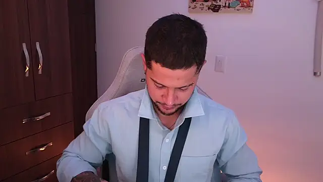 domsantiago  online show from 02-19-26, 03:25