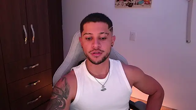 domsantiago  online show from 02-12-26, 03:39