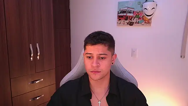 domsantiago  online show from 10-20-25, 12:24