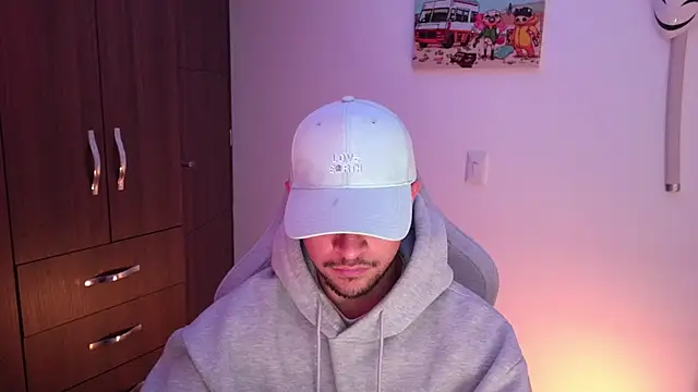 domsantiago  online show from 12-20-25, 03:09