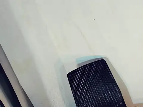 Snapshot of im_soleen chatting on 03-16-26, 01:04 im soleen online show from 03-16-26, 01:04