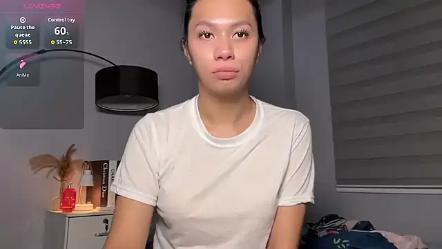 Demi Maddison online show from 11-24-25, 01:55