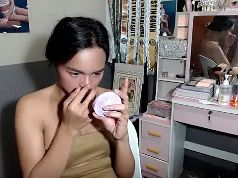 miya khali online show from 10-24-25, 07:02