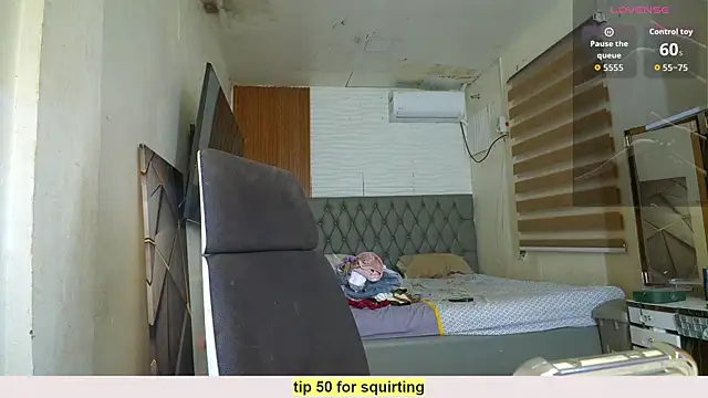 Snapshot of Paulalu95 chatting on 06-04-26, 08:46 Paulalu95 online show from 06-04-26, 08:46