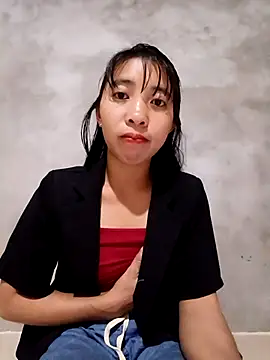 emaame68 online show from 10-23-25, 01:43