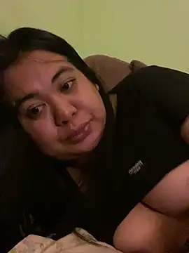 Snapshot of Im_ur_mother chatting on 06-15-26, 02:50 Im ur mother online show from 06-15-26, 02:50