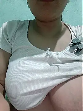 Shiny Babe online show from 05-27-26, 09:55