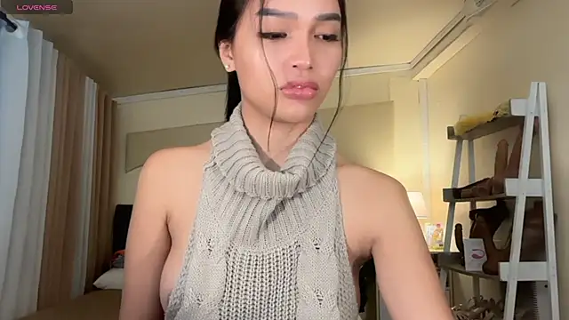  agatha143  online show from 05-21-26, 03:04
