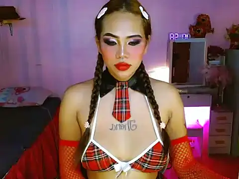 Nastykinkycutedoll online show from 04-18-26, 02:58