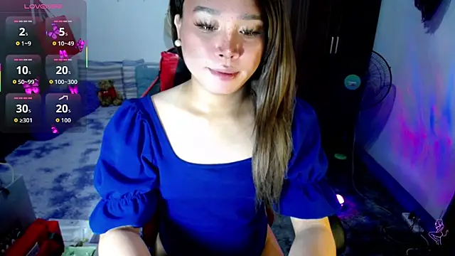 Urassiansweetcummer online show from 02-19-26, 12:40