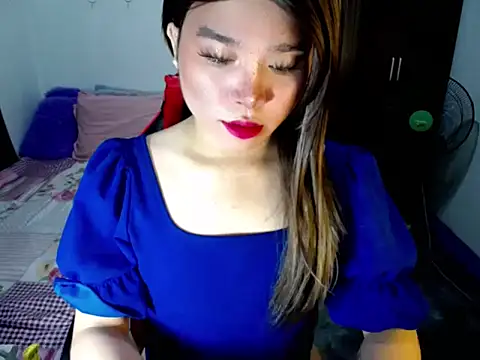 Urassiansweetcummer online show from 10-10-25, 03:40