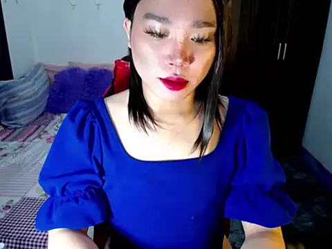 Urassiansweetcummer online show from 09-25-25, 02:06