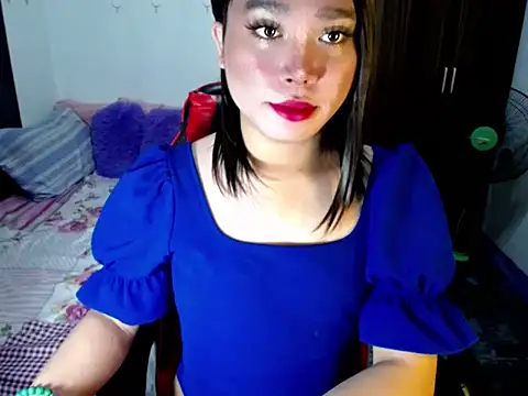 Urassiansweetcummer online show from 09-26-25, 02:29