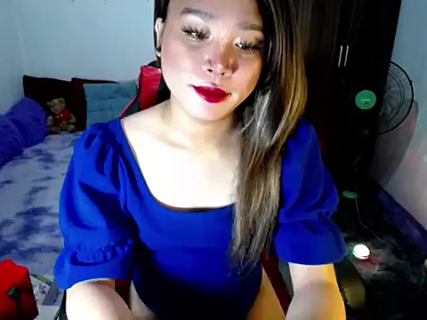 Urassiansweetcummer online show from 03-02-26, 12:00