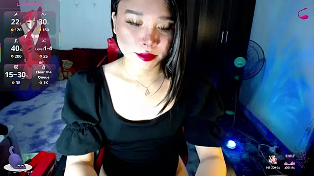 Snapshot of Urassiansweetcummer chatting on 07-13-26, 02:49 Urassiansweetcummer online show from 07-13-26, 02:49
