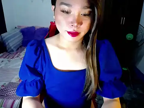 Urassiansweetcummer online show from 10-06-25, 01:40