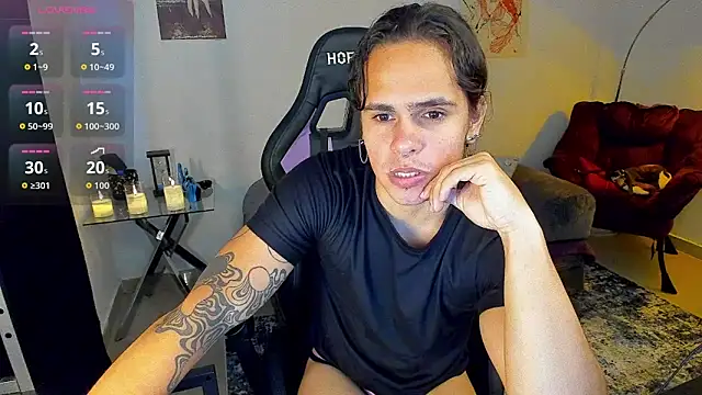 Maximiliano scoott   online show from 12-15-25, 08:25