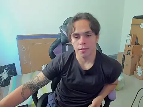 Maximiliano scoott   online show from 10-28-25, 06:29