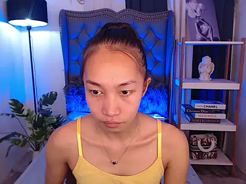 Sweet kittyxx online show from 02-14-26, 03:29