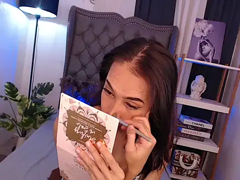 Sweet kittyxx online show from 01-14-26, 04:05