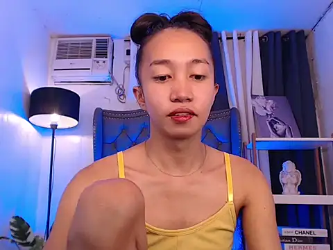 Sweet kittyxx online show from 02-12-26, 06:51