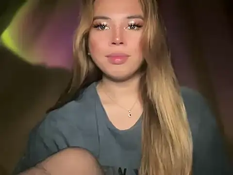 Snapshot of goddessofalltime chatting on 02-12-26, 07:24 goddessofalltime online show from 02-12-26, 07:24