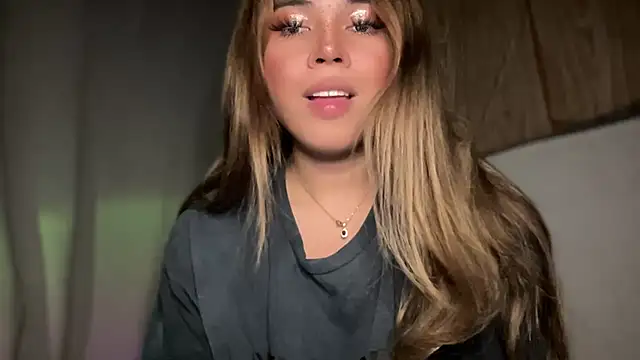 Snapshot of goddessofalltime chatting on 11-29-25, 04:07 goddessofalltime online show from 11-29-25, 04:07