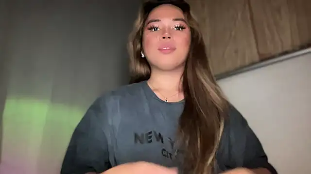 Snapshot of goddessofalltime chatting on 11-22-25, 06:07 goddessofalltime online show from 11-22-25, 06:07