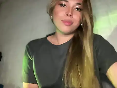 Snapshot of goddessofalltime chatting on 01-13-26, 02:54 goddessofalltime online show from 01-13-26, 02:54