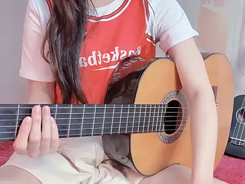 Snapshot of _KiuAnh_22 chatting on 03-11-26, 03:22 KiuAnh 22 online show from 03-11-26, 03:22