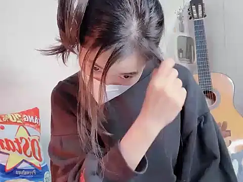 Snapshot of _KiuAnh_22 chatting on 03-17-26, 03:09 KiuAnh 22 online show from 03-17-26, 03:09