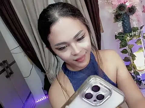 LucySmith23 online show from 10-03-25, 08:05