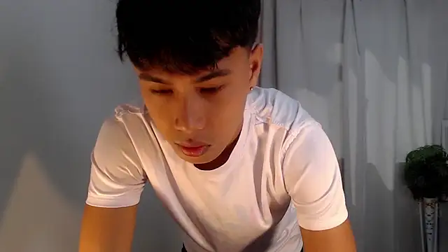 shokolet 2001 online show from 12-05-25, 03:49