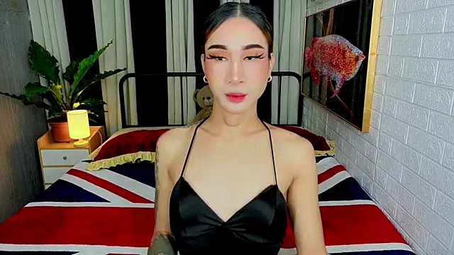 TRANSGODDESSA online show from 10-21-25, 09:03