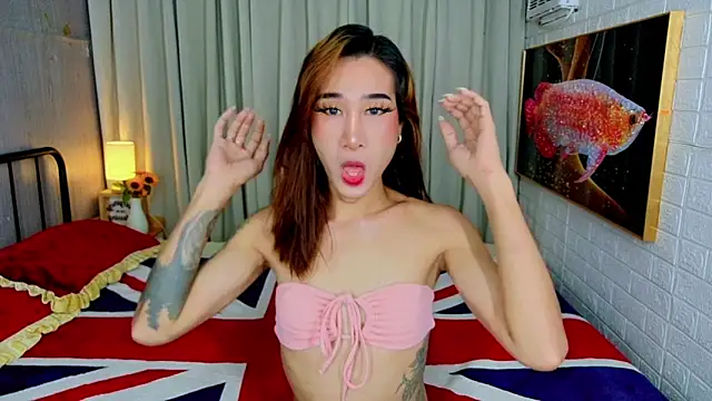 TRANSGODDESSA online show from 10-17-25, 08:21