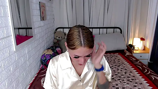 Snapshot of TRANSGODDESSA chatting on 02-21-26, 05:09 TRANSGODDESSA online show from 02-21-26, 05:09