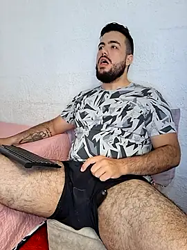 paulsprominence online show from 09-28-25, 04:03